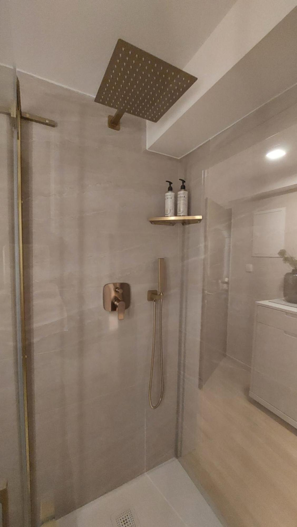 Bartolomeo Apartment Любляна Екстериор снимка